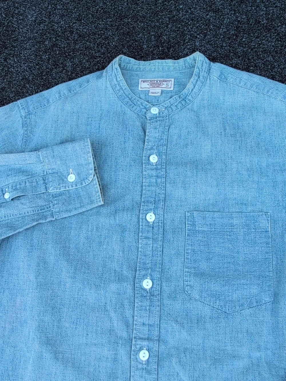 J Crew Wallace & Barnes Shirt Mens Small Blue Chambray Long Sleeve Button Up