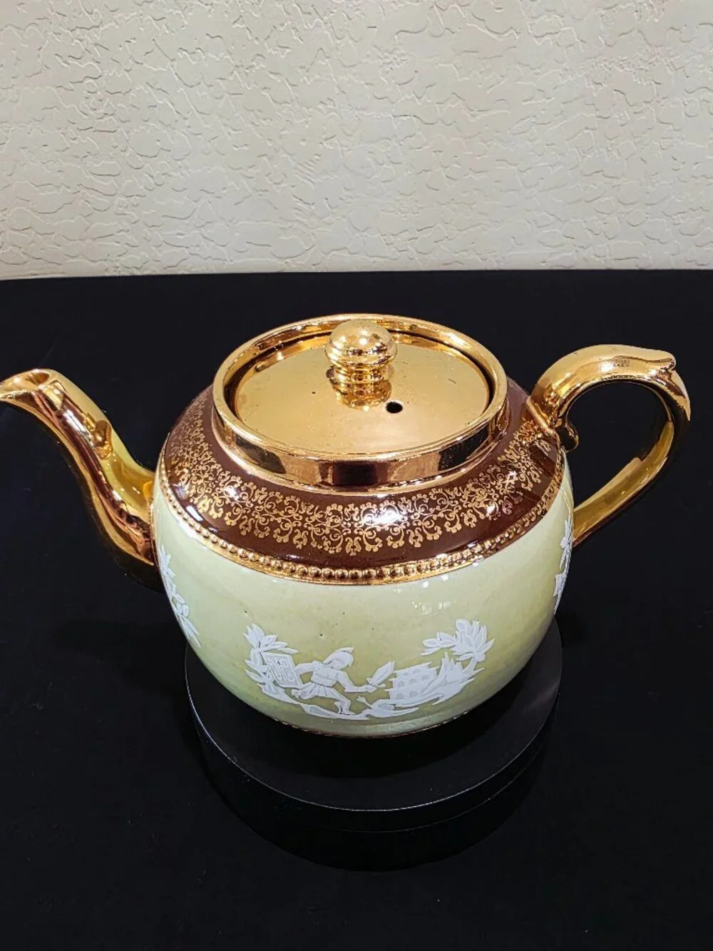 SUDLOWS BURSLEM ENGLAND vintage teapot