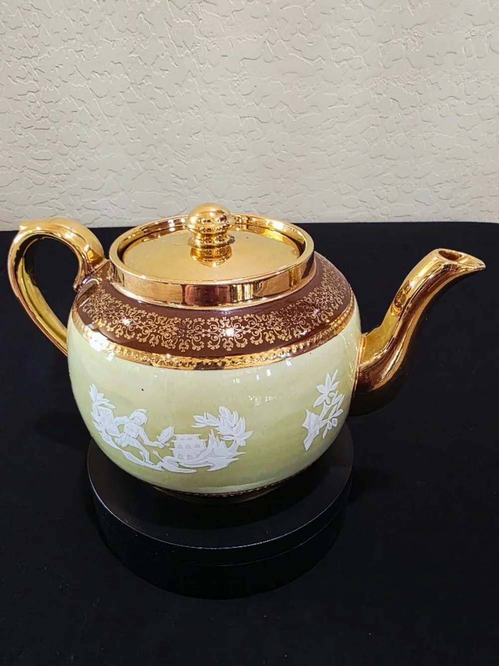 SUDLOWS BURSLEM ENGLAND vintage teapot