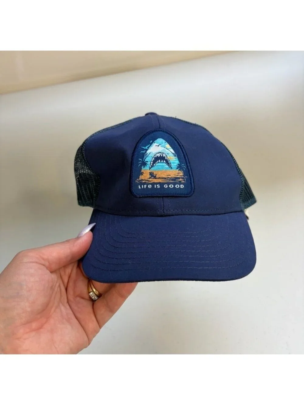 Life Is Good Kids Youth Core Mesh Trucker Hat Blue Jaws Shark Beach New upf 50