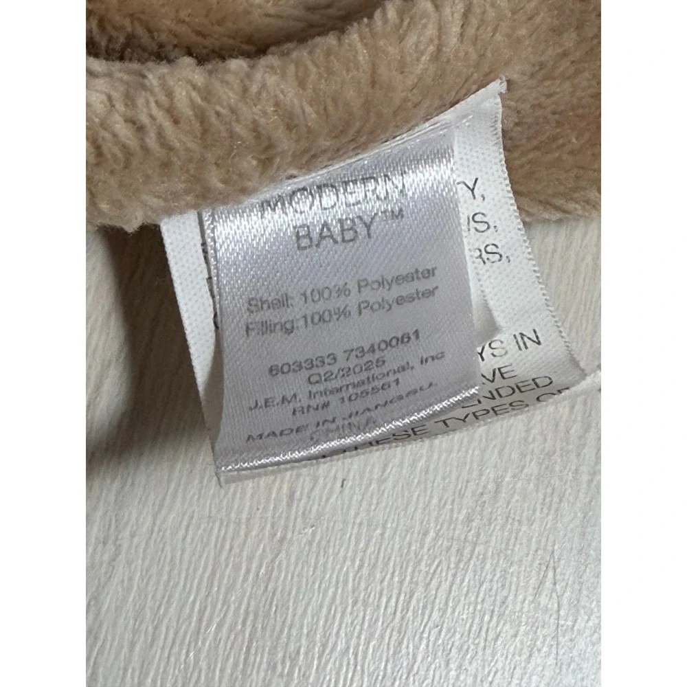Modern Baby measurement shown