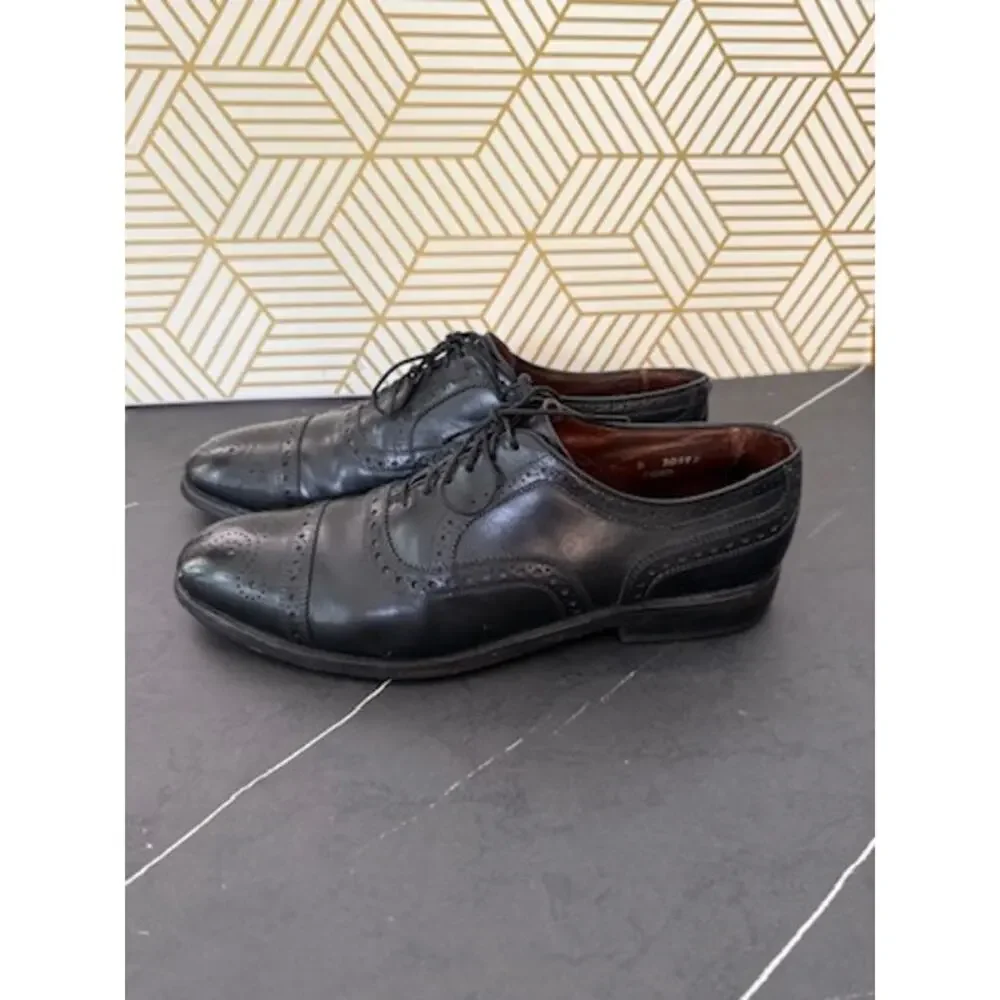 Allen Edmonds Men's Black Leather Oxfords | Size 9.5 B