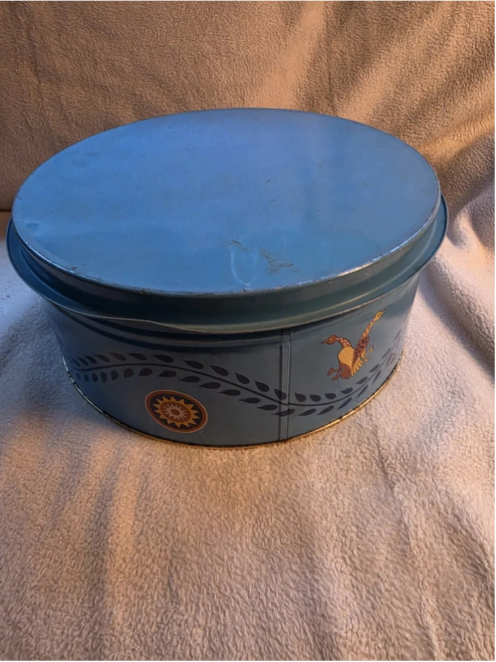 Vintage 1970s Pennsylvania Dutch Blue Metal Cookie Tin Tray Lid Folk Art Amish