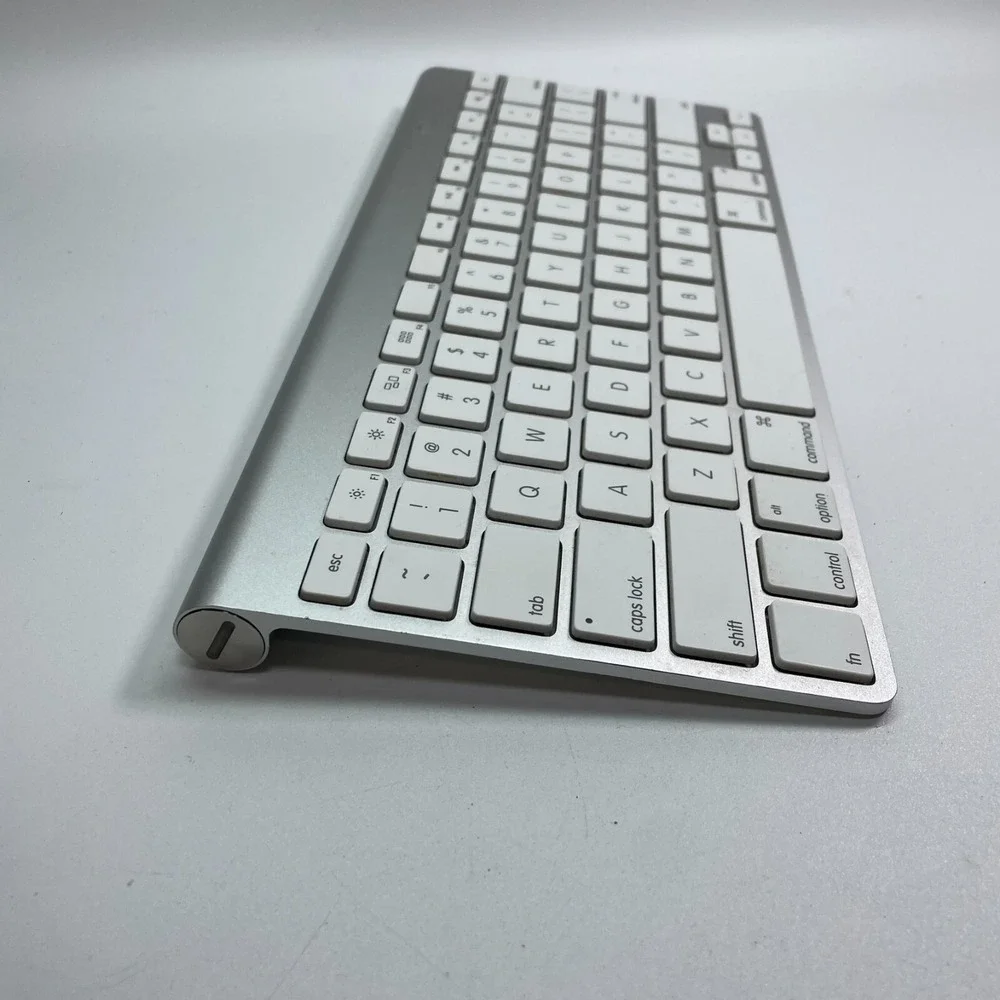 Apple please see