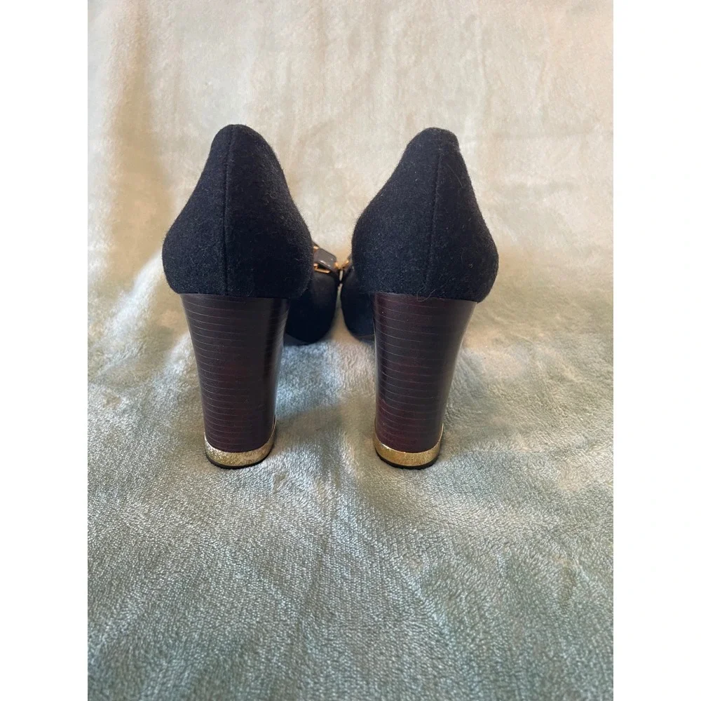 Tory Burch wool feature