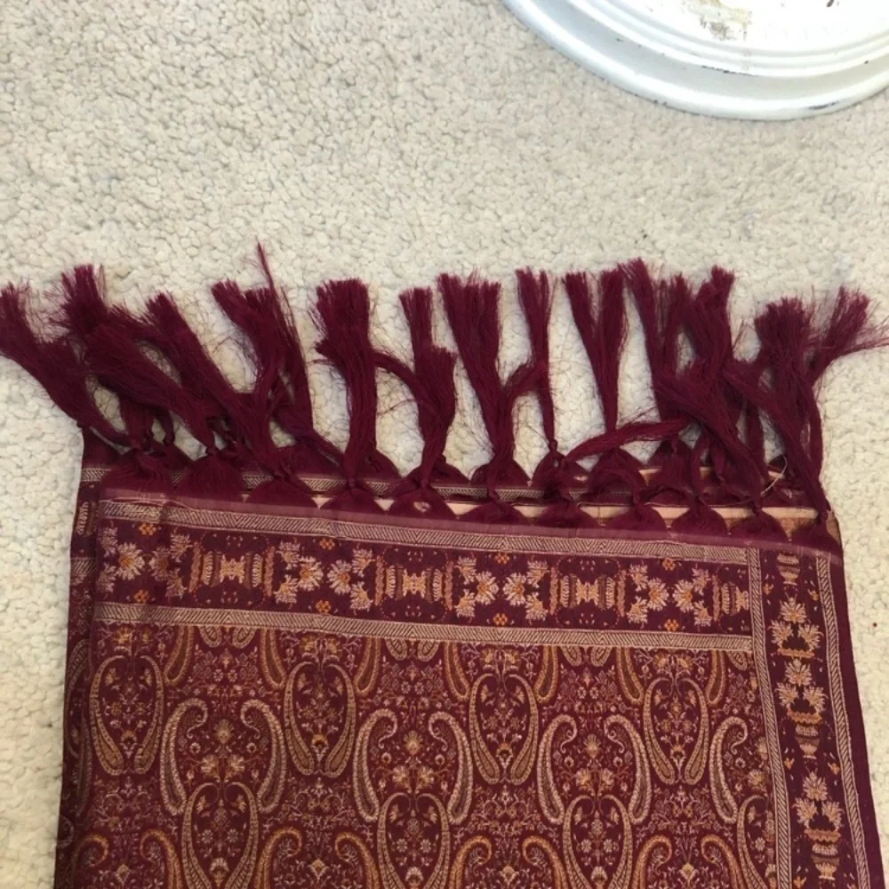 N/A beautiful scarf