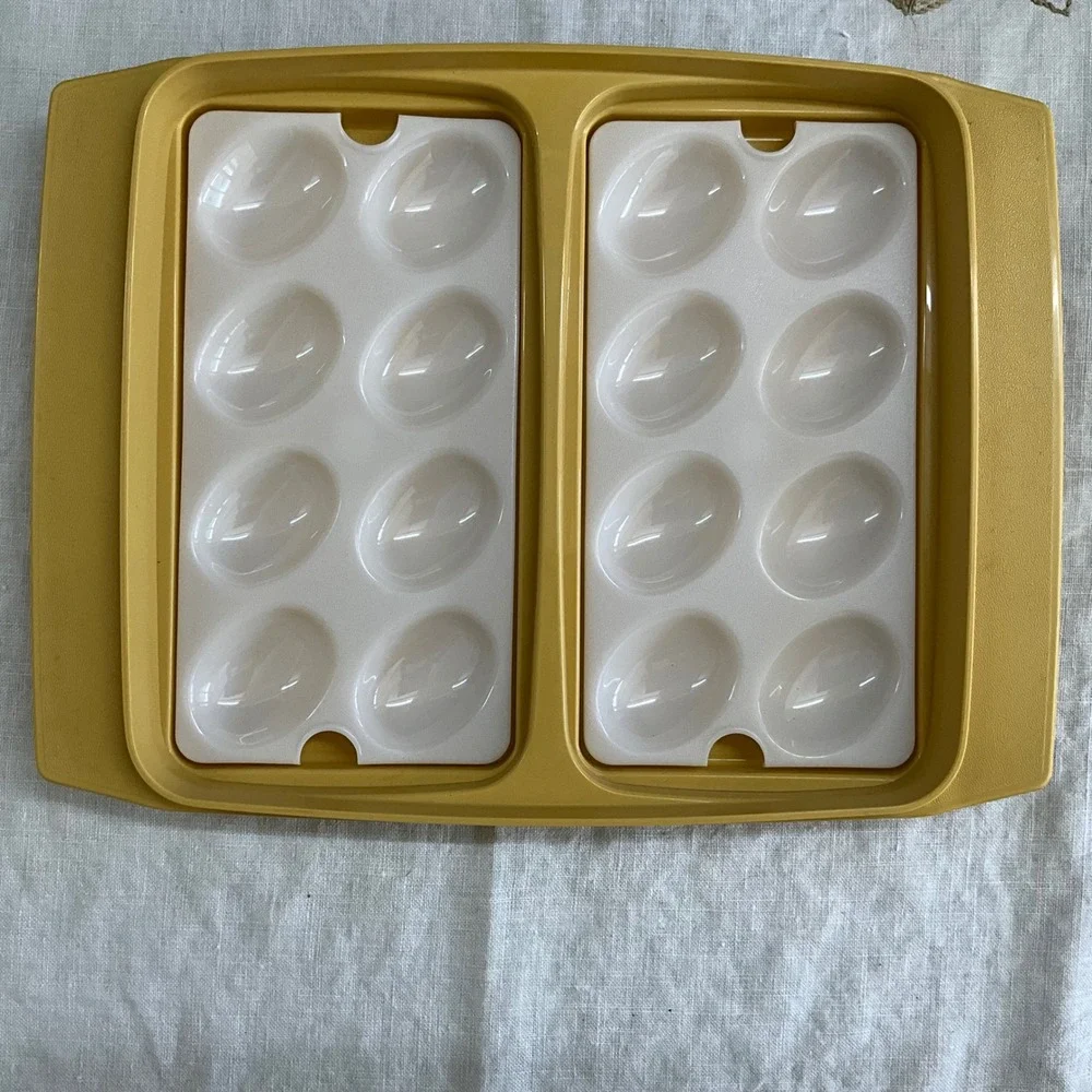Tupperware vintage deviled
