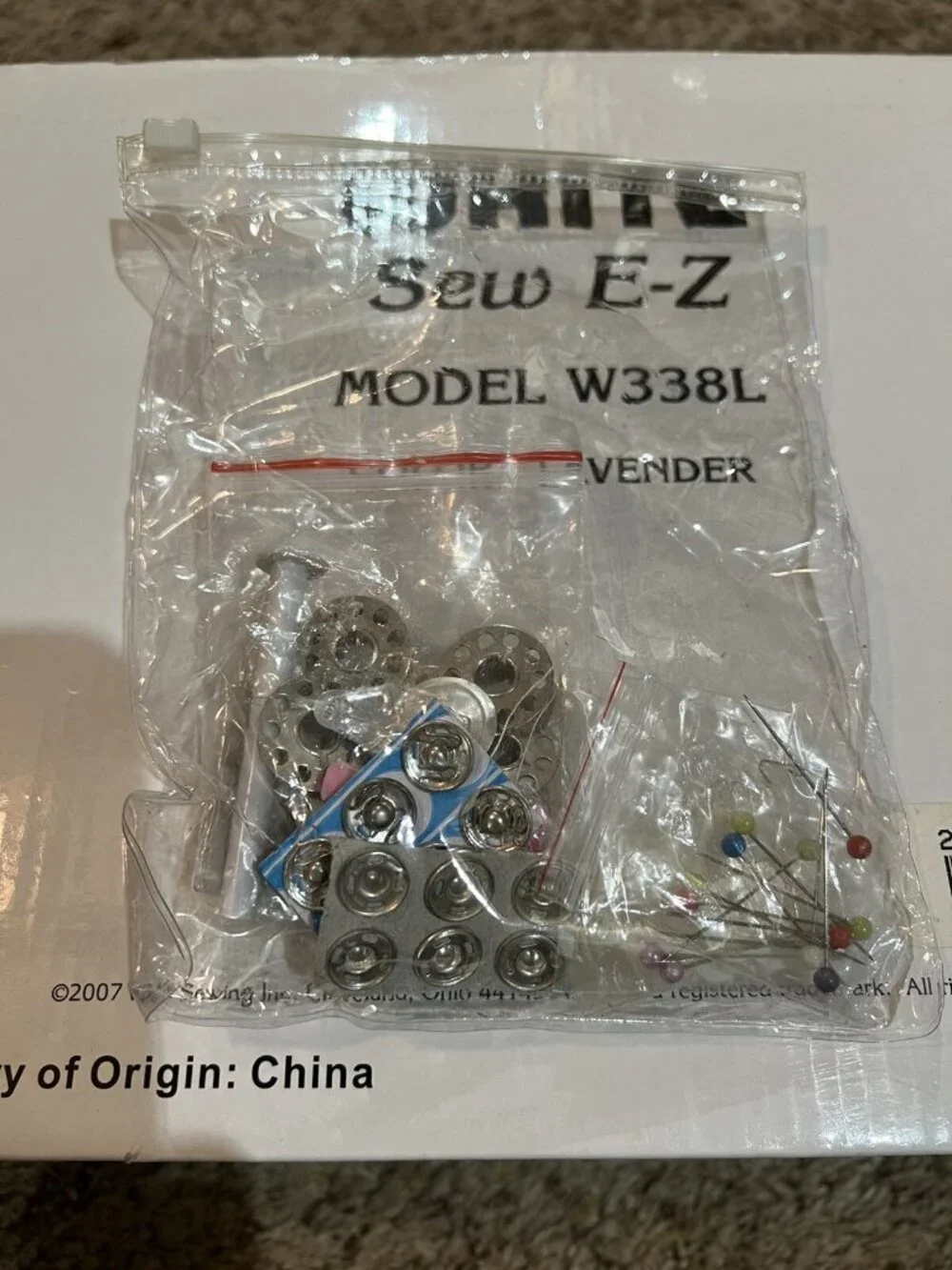 White Sew E-Z Model W338L this white