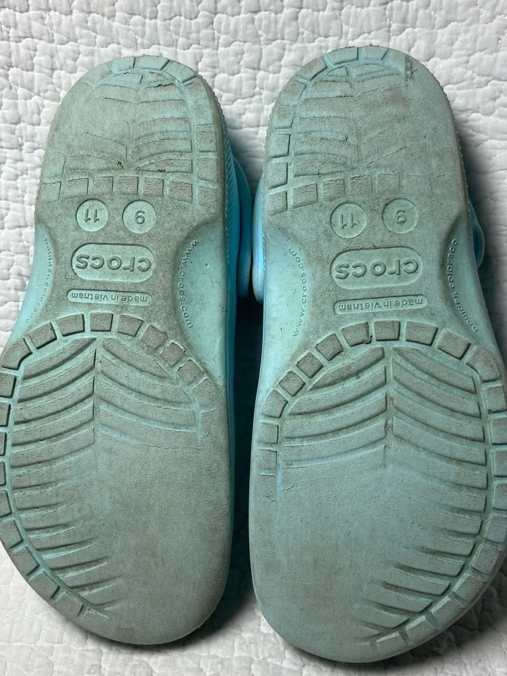 CROCS soft lightweight