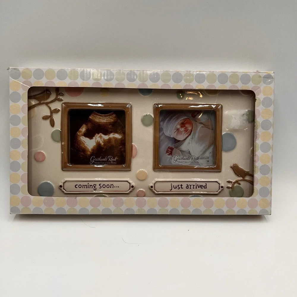 Grasslands Road Sonogram and newborn picture frame. Size 12‎ 1/4