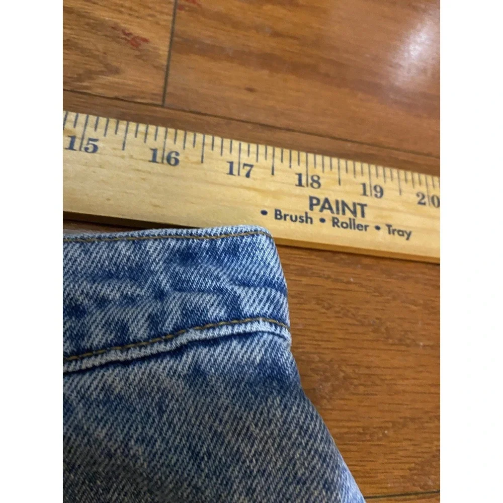 Levis nice