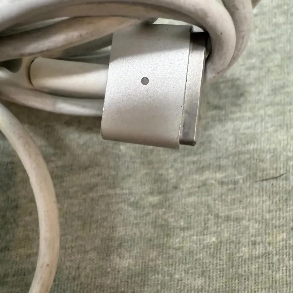 Apple power adapter
