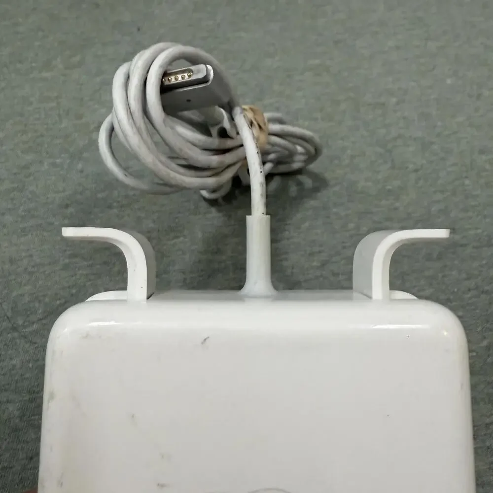 Apple power adapter