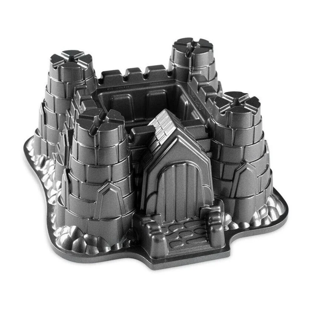 Nordic Ware 10 Cup Castle Bundt Cake Pan Cast Aluminum