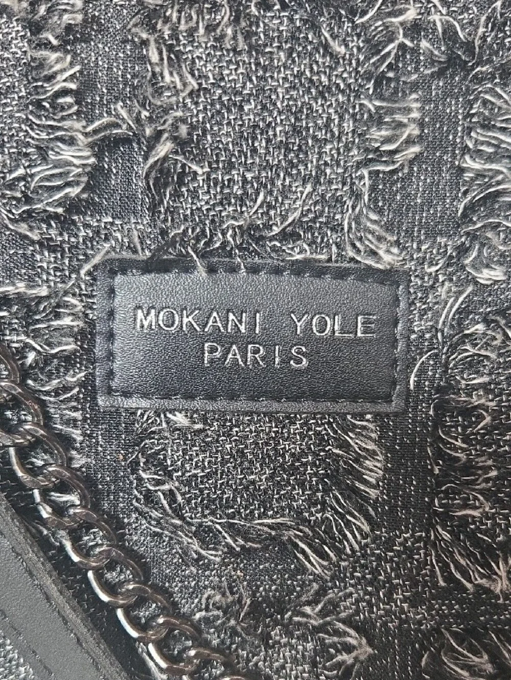 Mokani yole paris