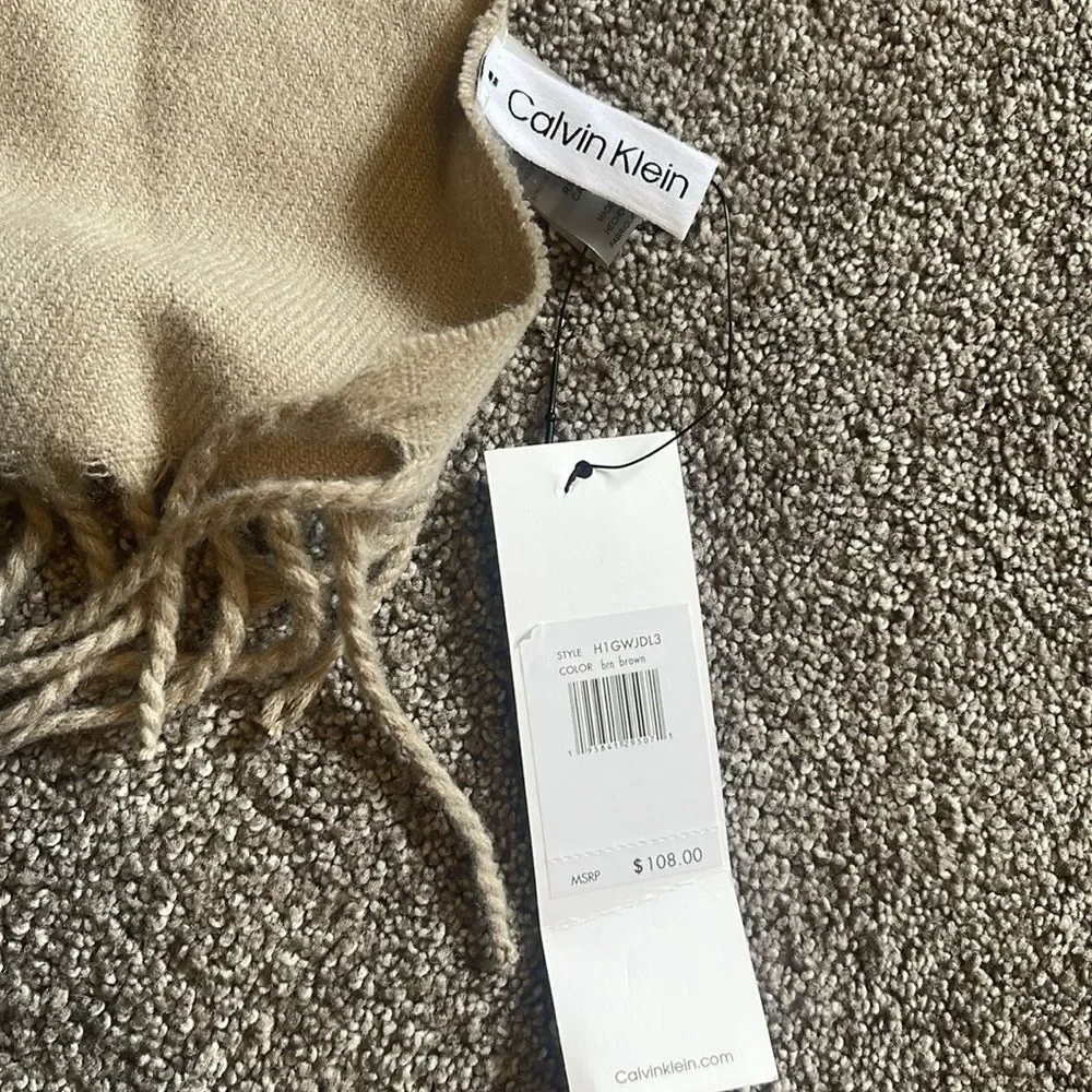 NWT Calvin Klein tan scarf