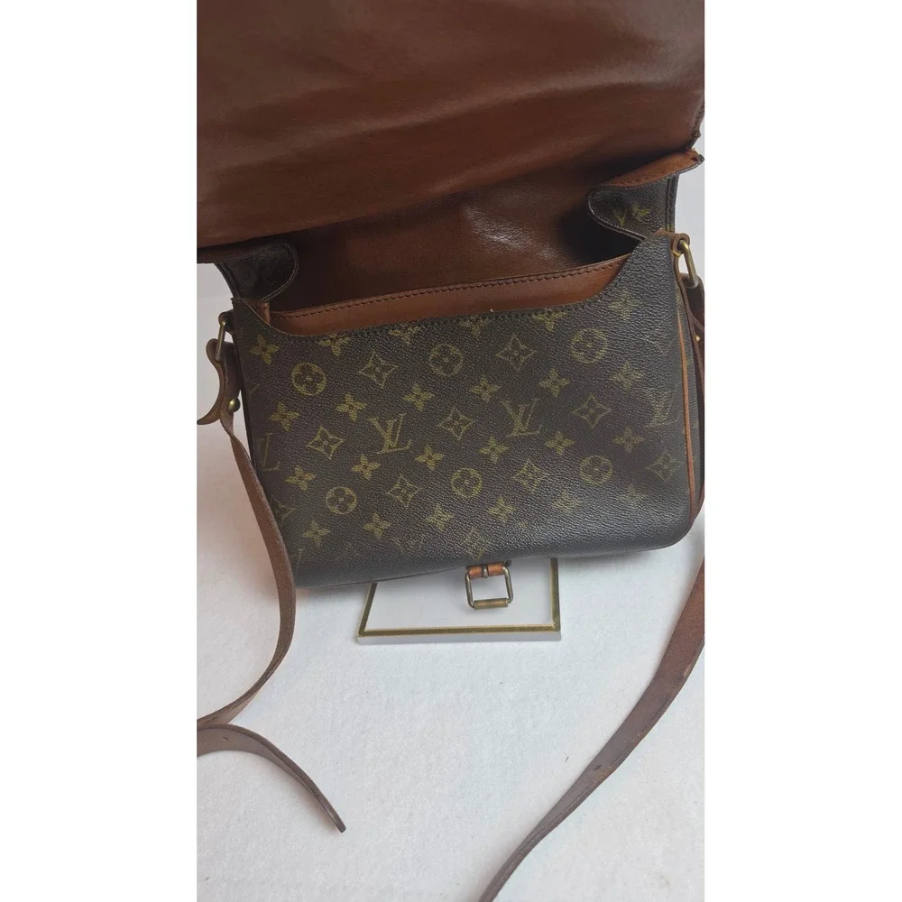 Louis Vuitton up sale