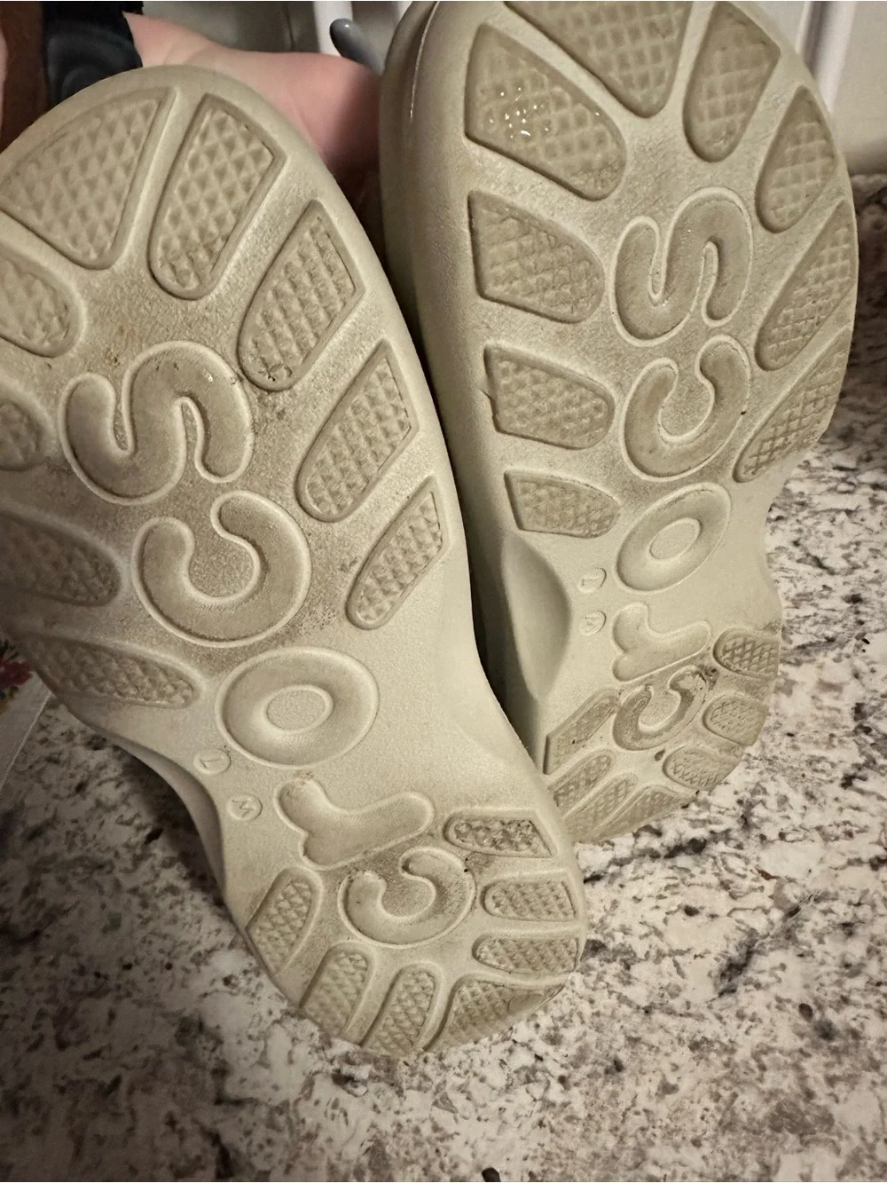 Crocs Soho Y Strap