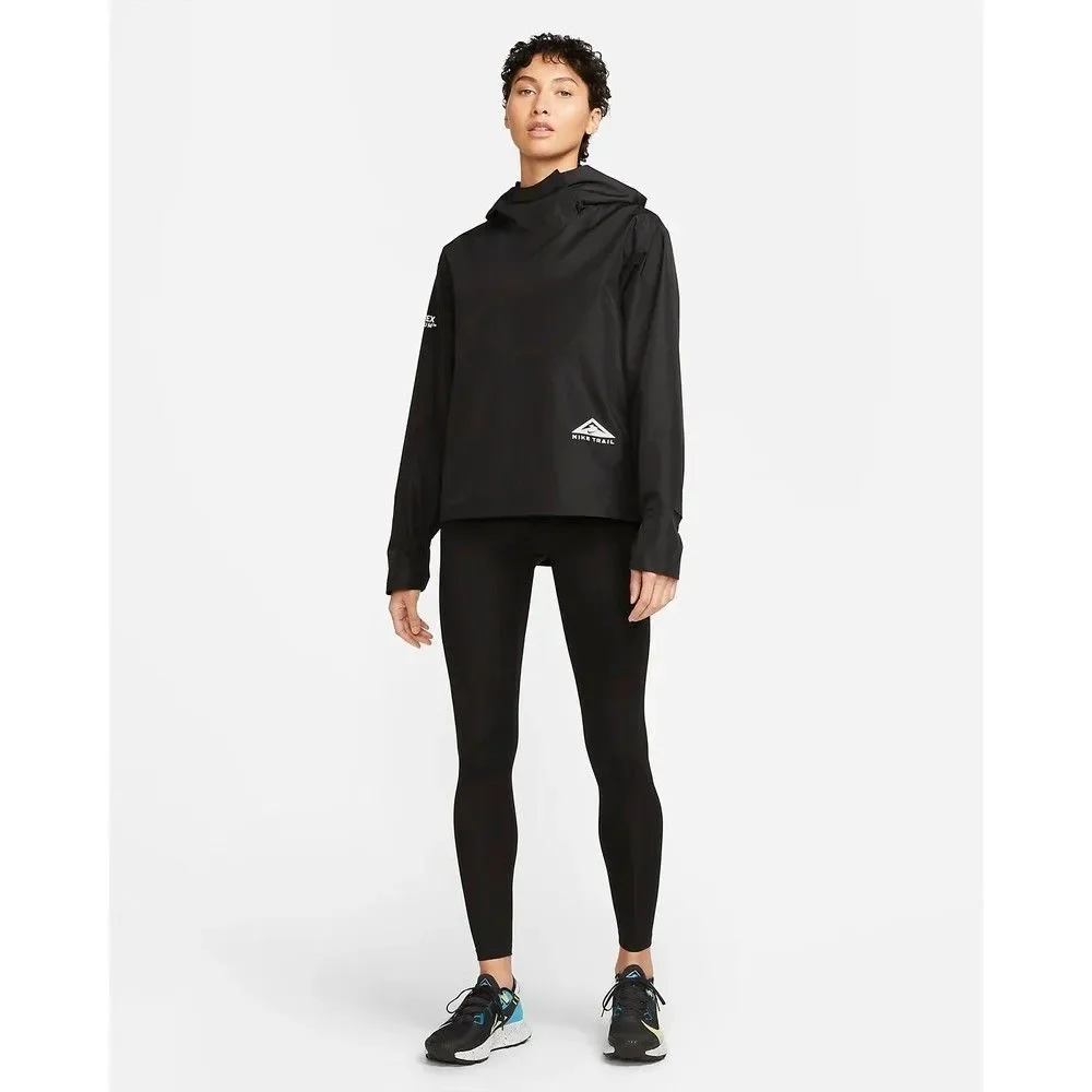 Nike nwt new