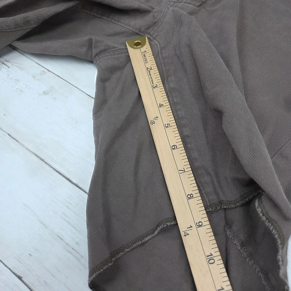 Fox surf features