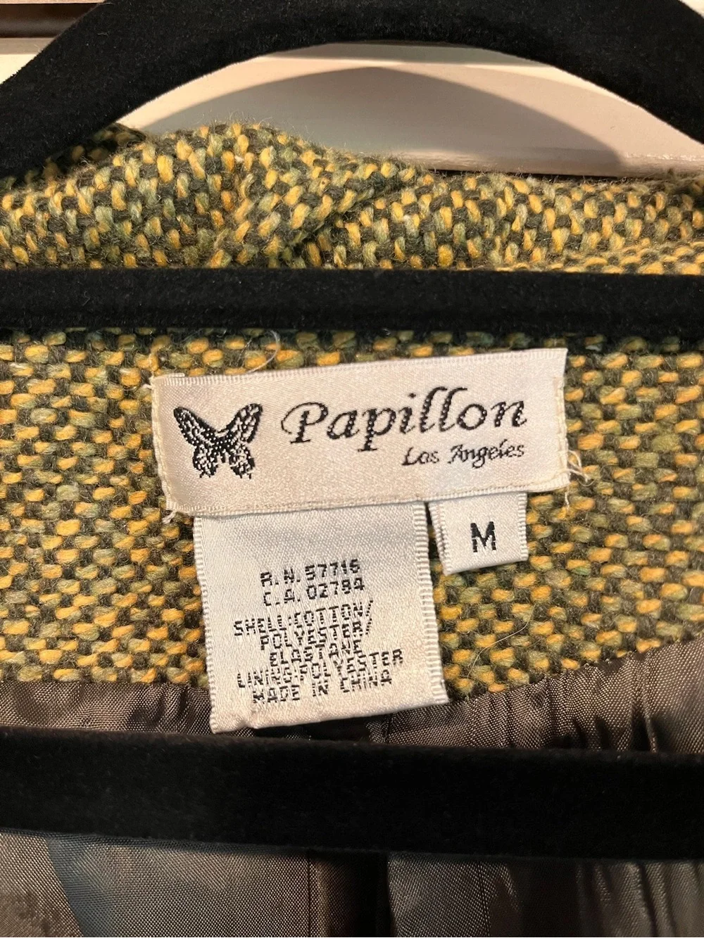 Papillon Blanc stylish olive