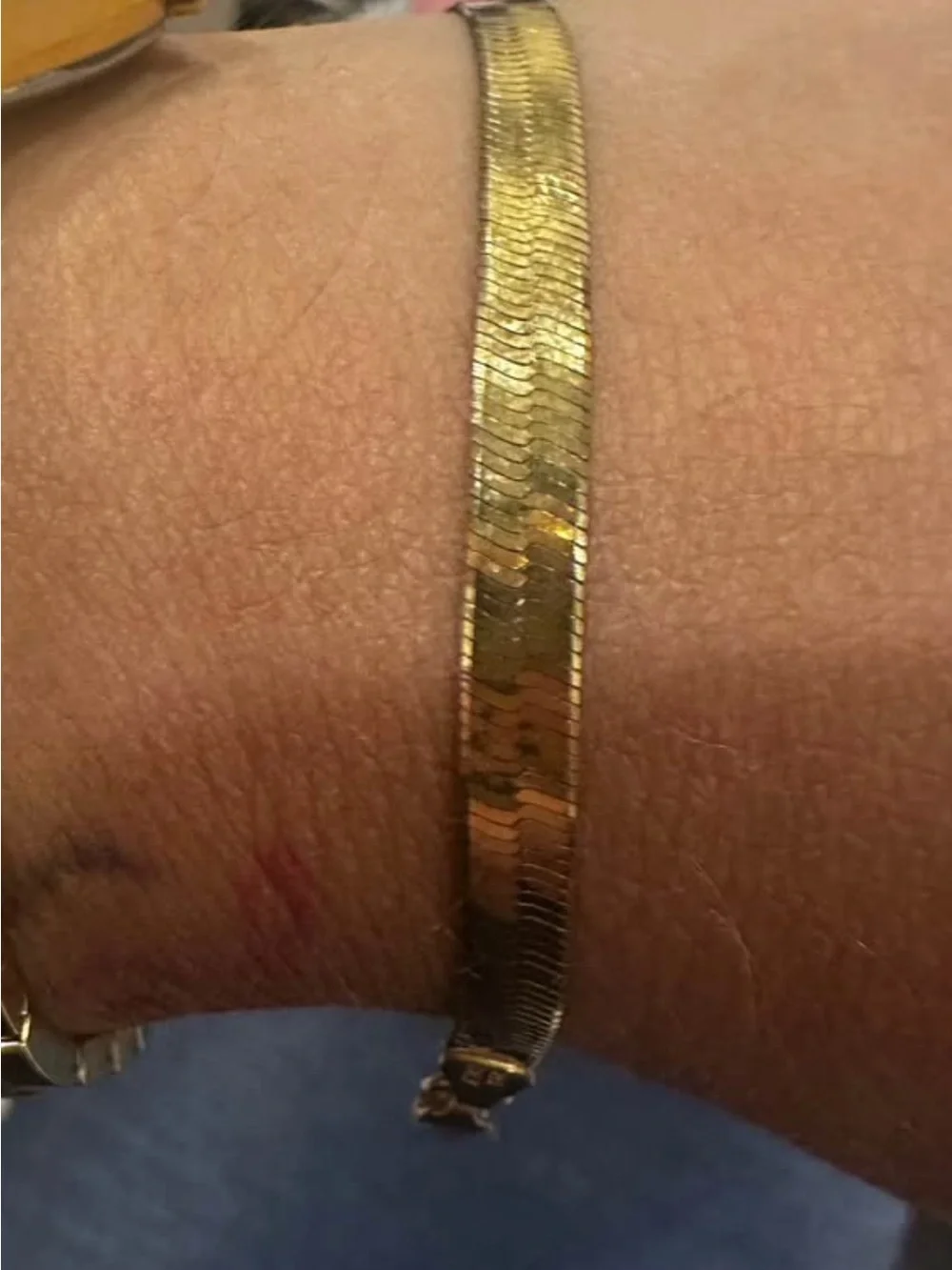 Zales stunning gold