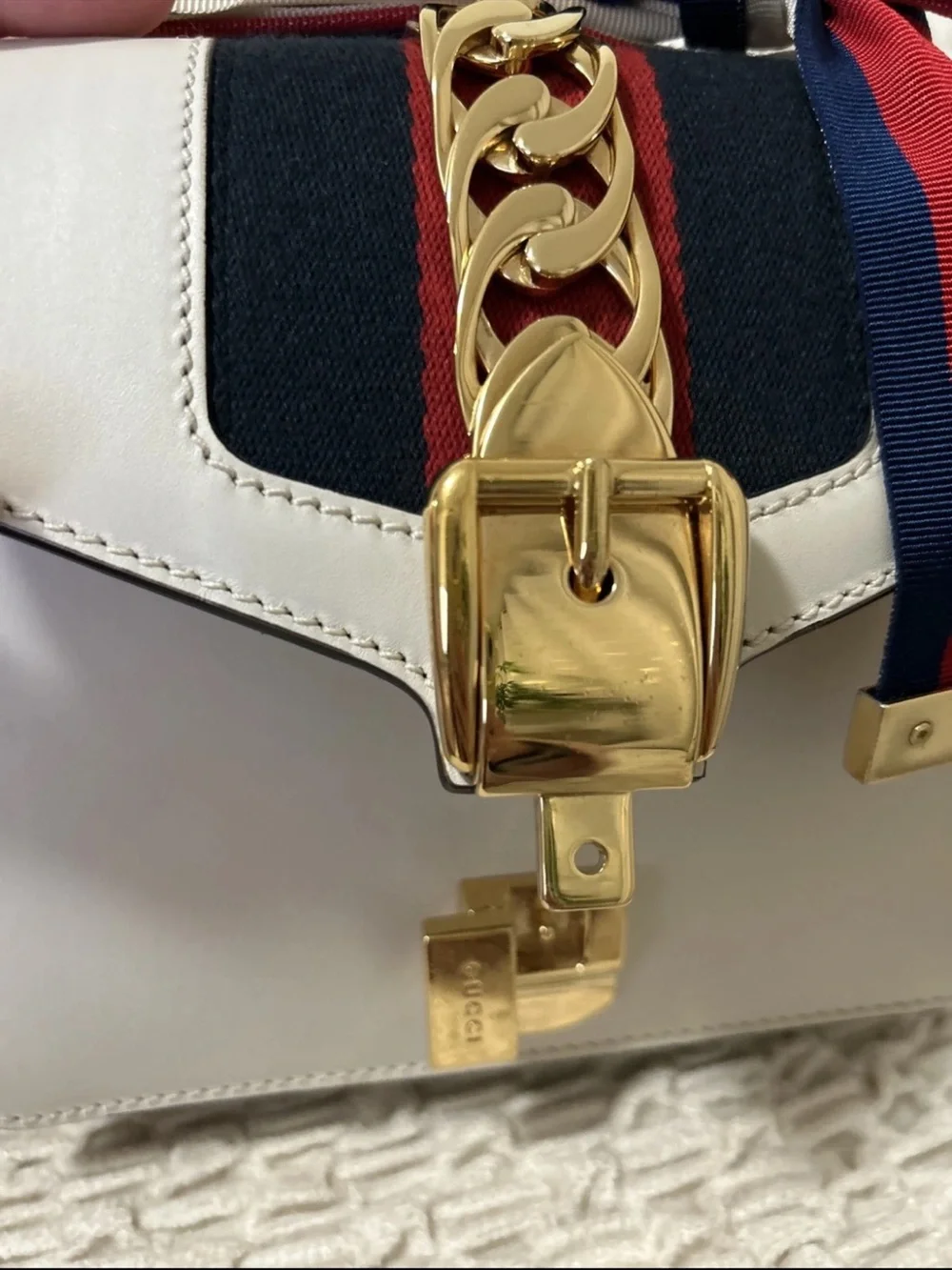 Gucci compact white