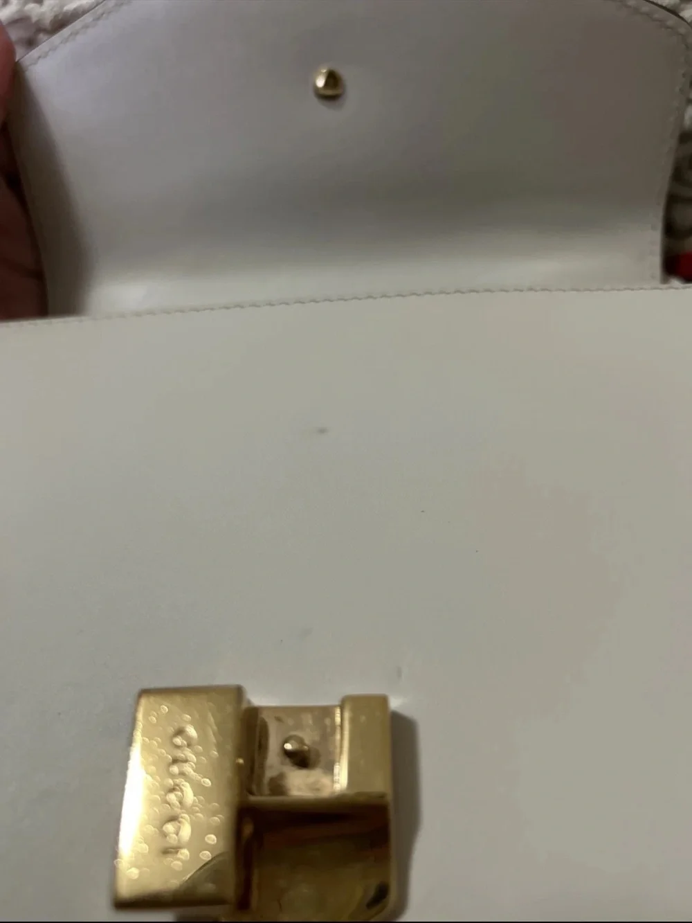 Gucci compact white