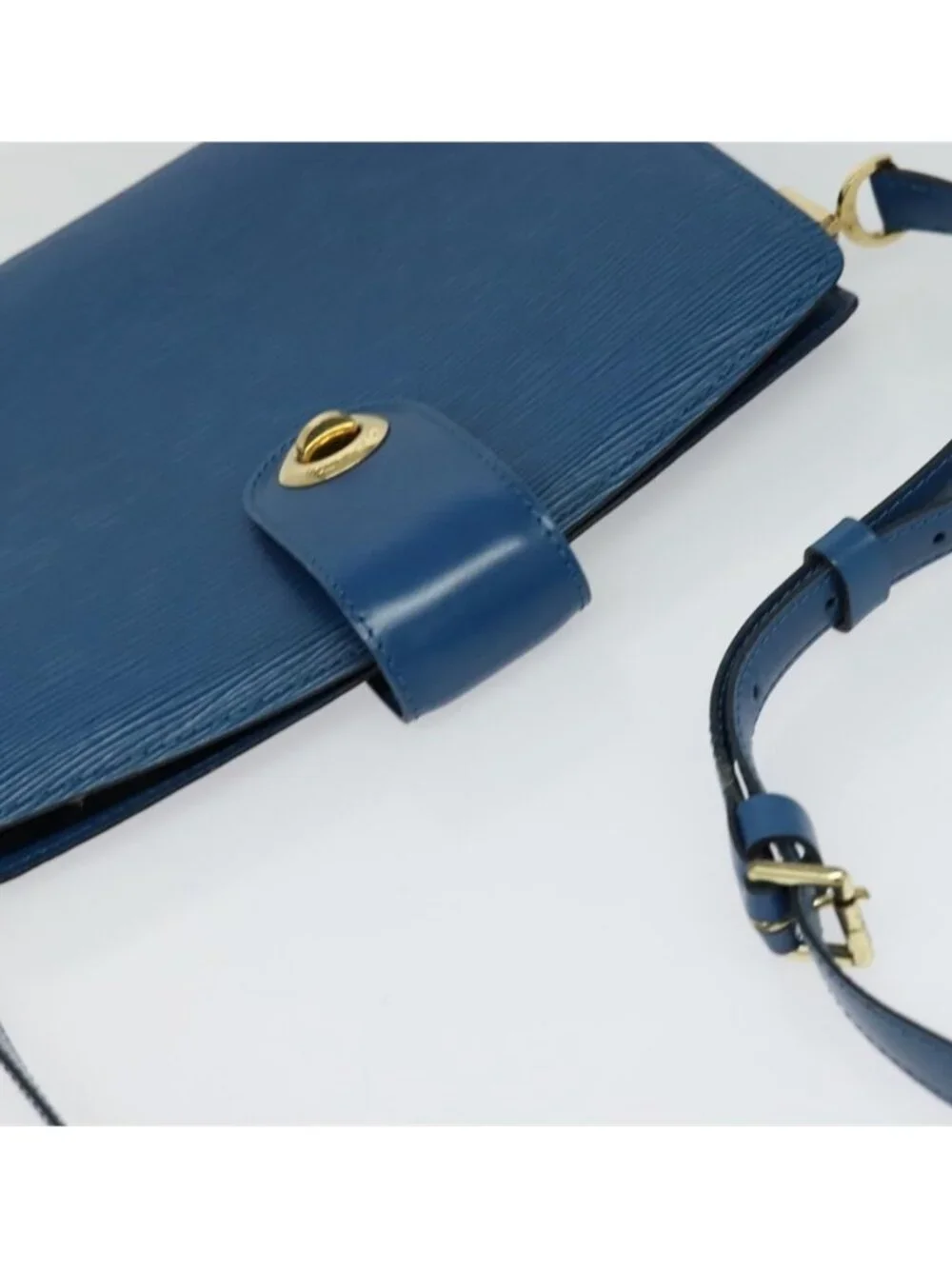 Louis Vuitton pre owned