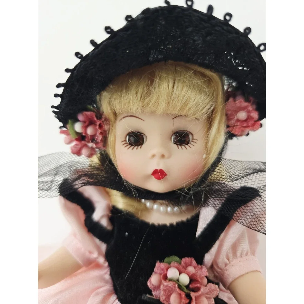 Madame Alexander madame alexander