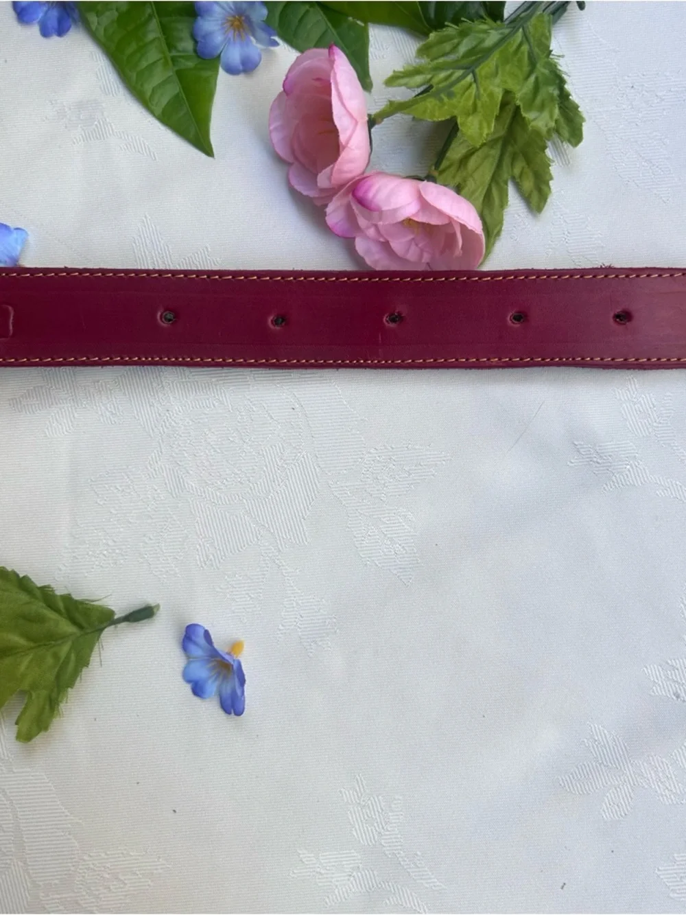 Classic Leather Dog Collar Red Burgundy Adjustable 15-21” handcrafted M/L Dog