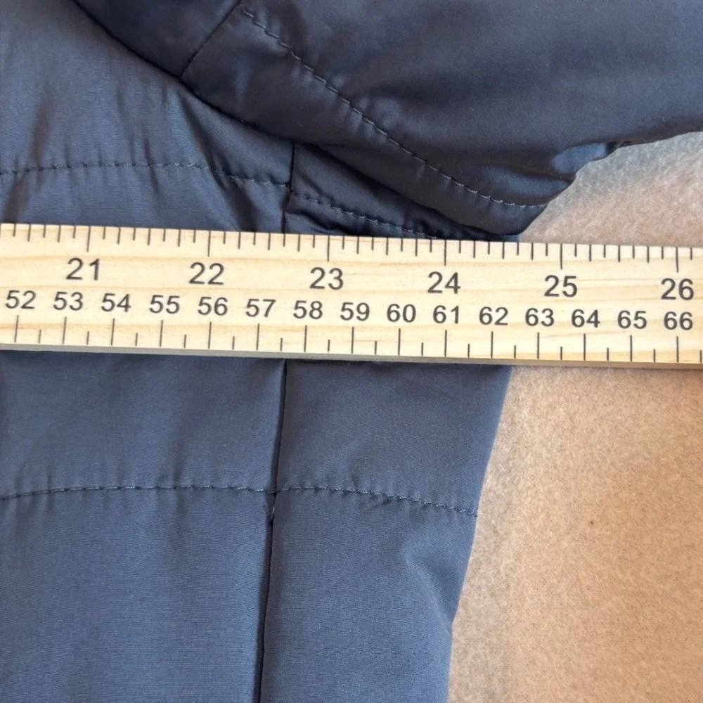 Banana Republic small scuff