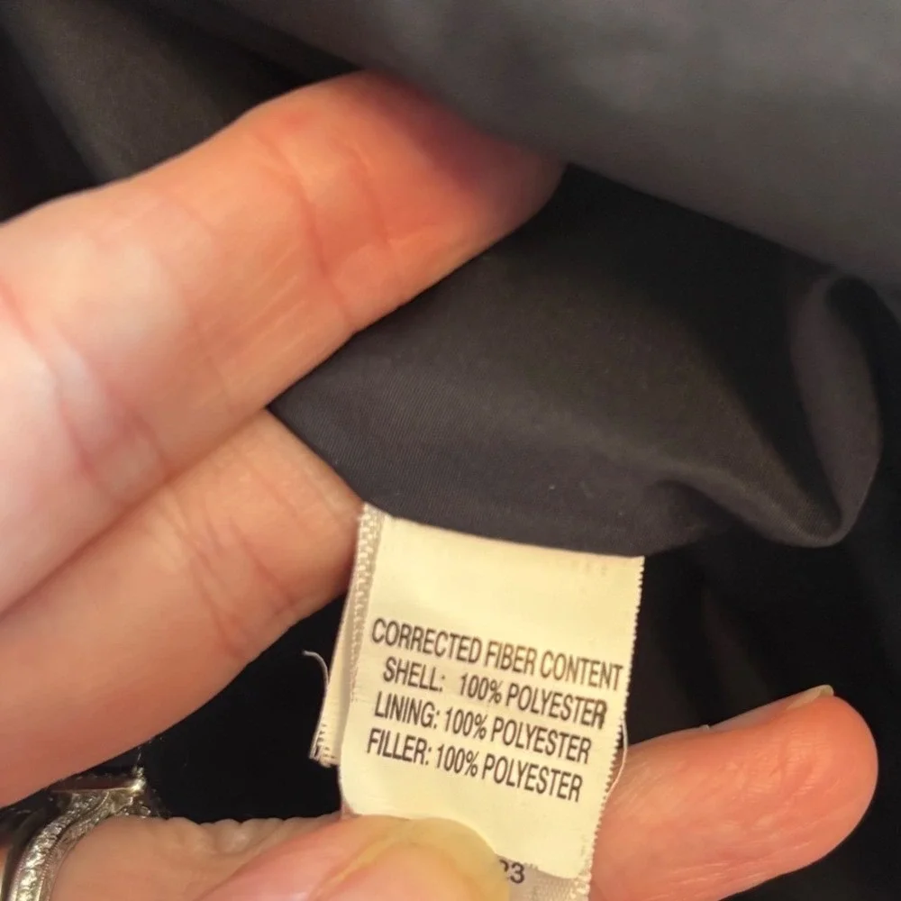 Banana Republic small scuff