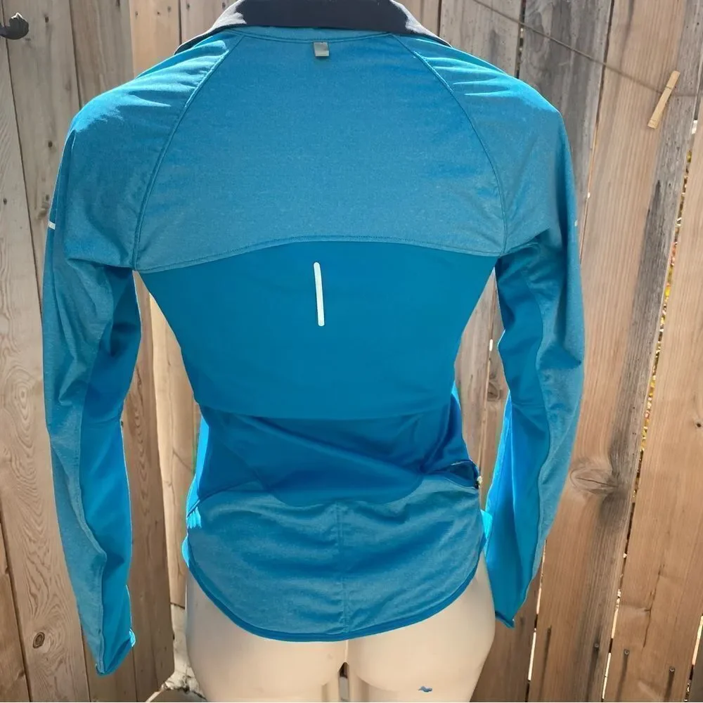 Nike aqua blue