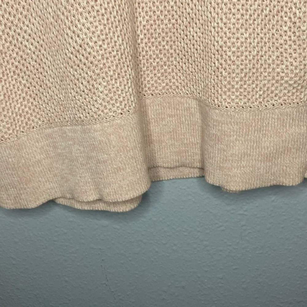 LOFT knit pale