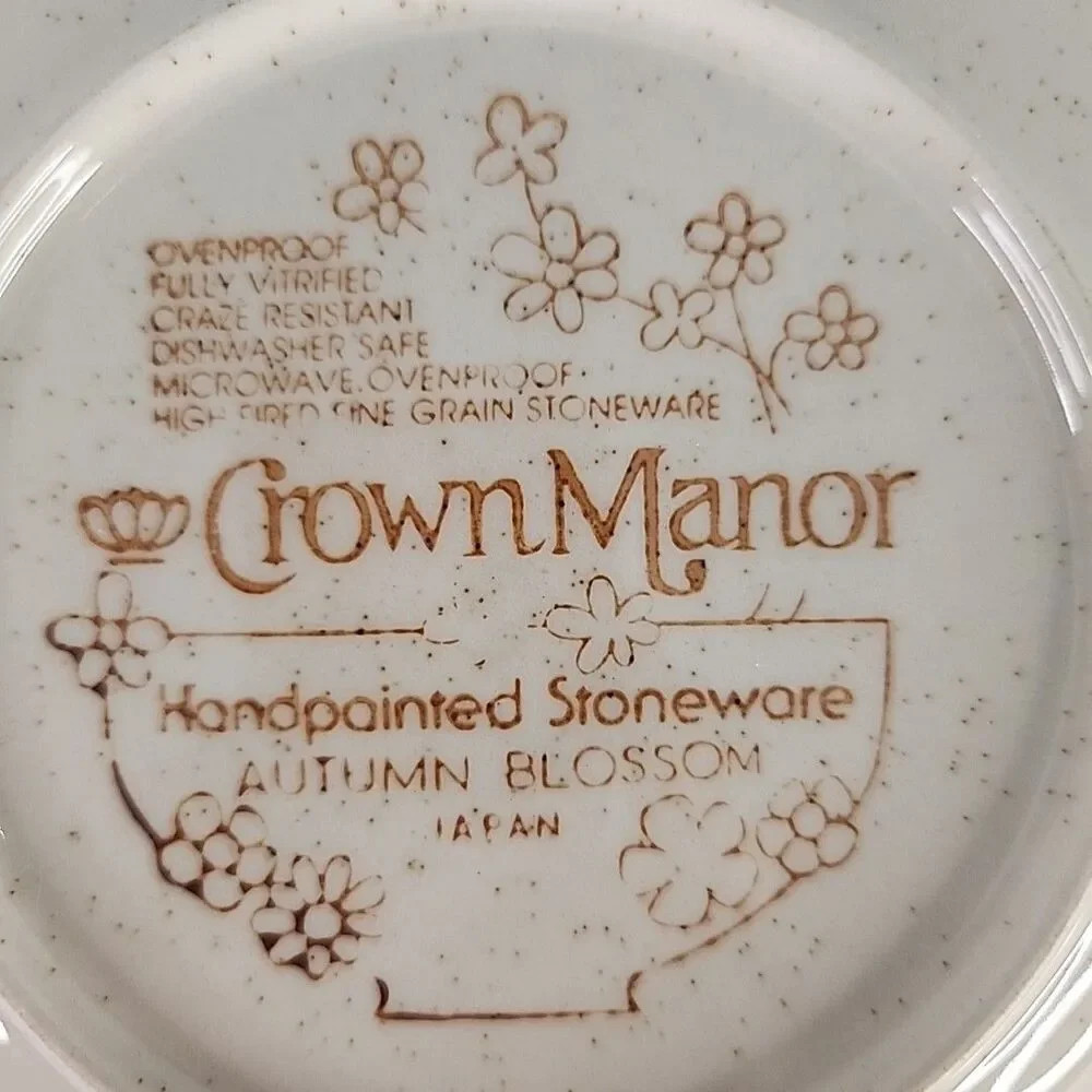 Crown Manor stoneware crown