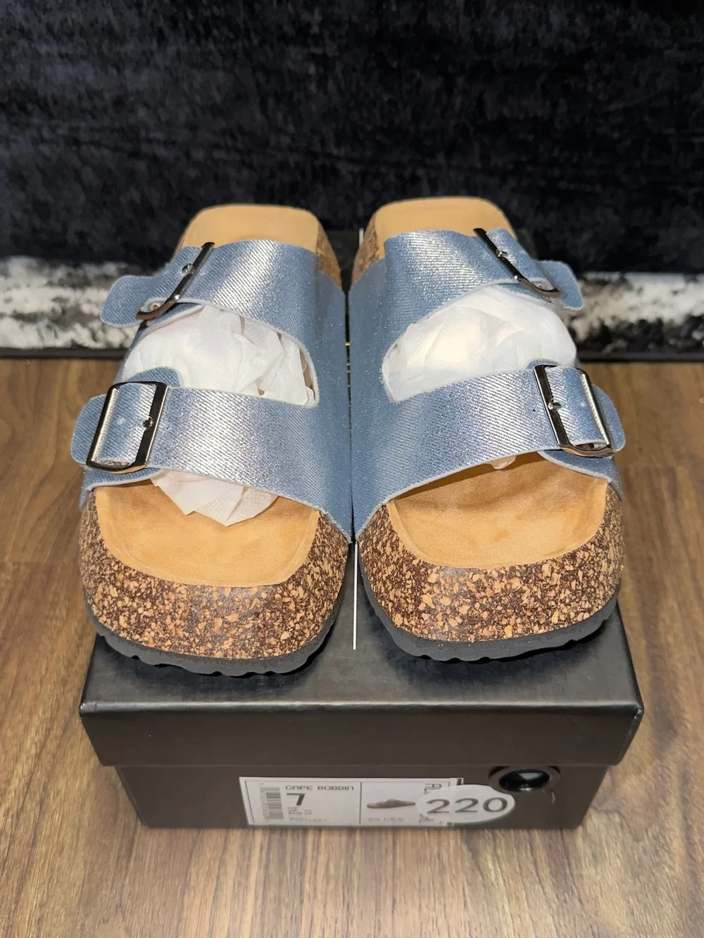 Cape Robbin comfortable slide