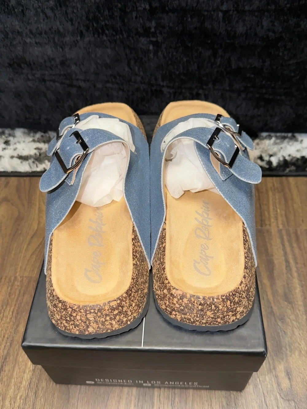 Cape Robbin comfortable slide