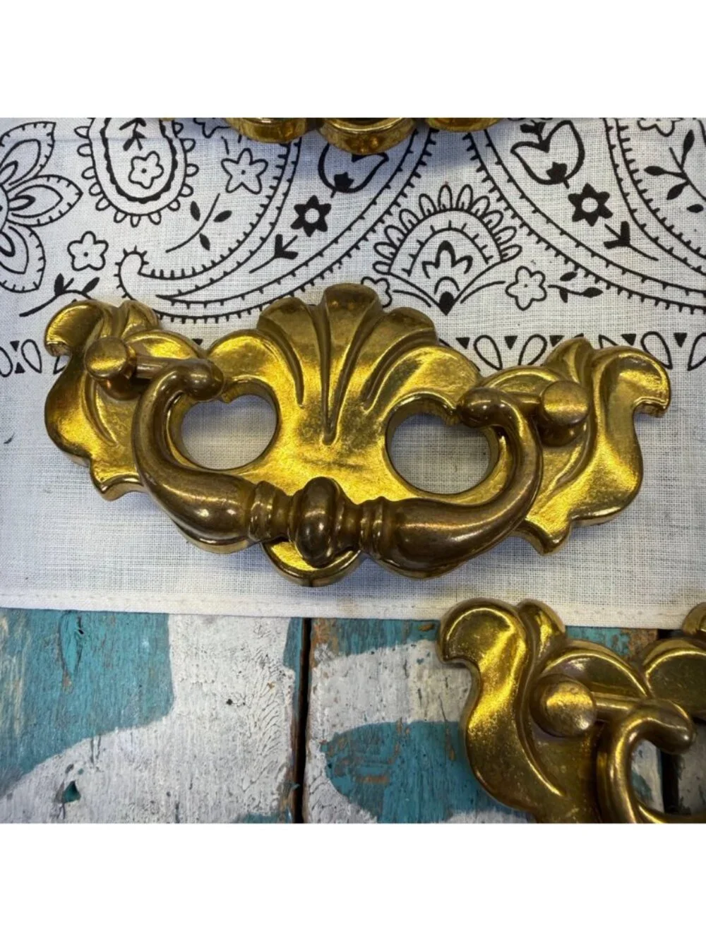 Canada vintage chippendale