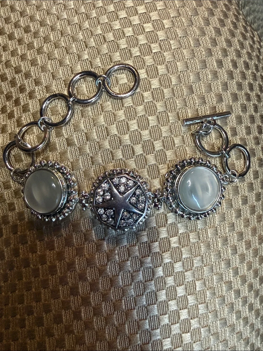 Snap stylish bracelet