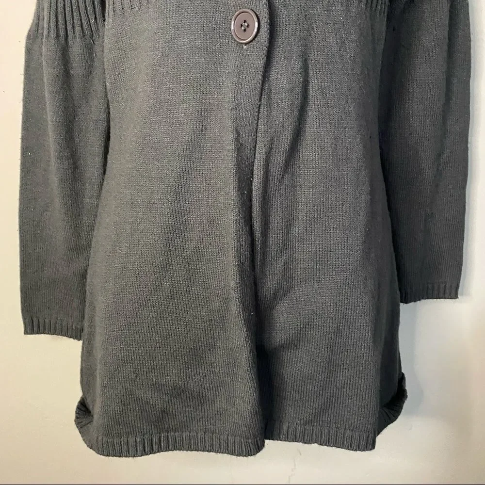 Takeout gray button