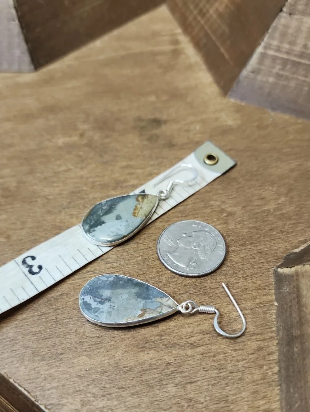 N/A elegant teardrop