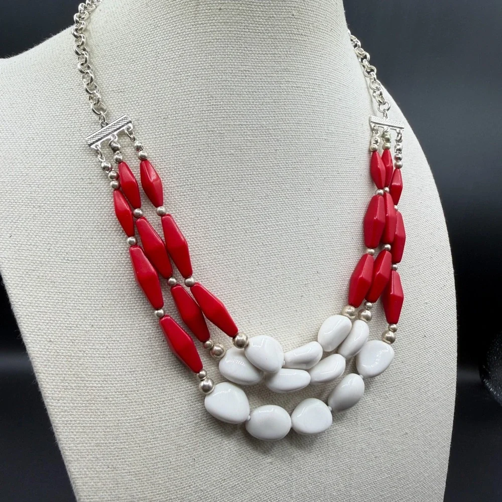 N/A bold red