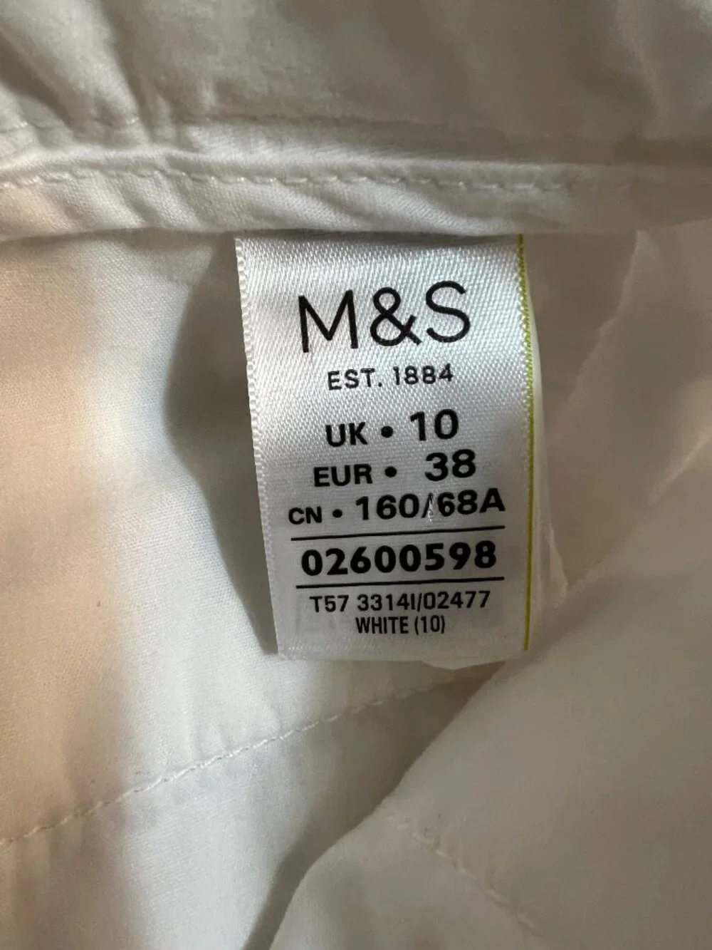 M&S Collection White Chino Shorts Size US 6 Cuffed Cotton Minimalist Preppy 29