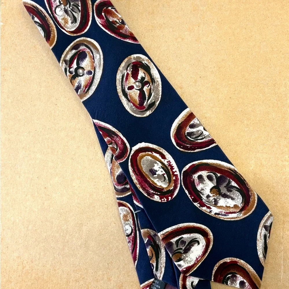 Vintage Halston Silk Tie Italy Oyster Pearl Navy Abstract Nantucket Coastal 80’s