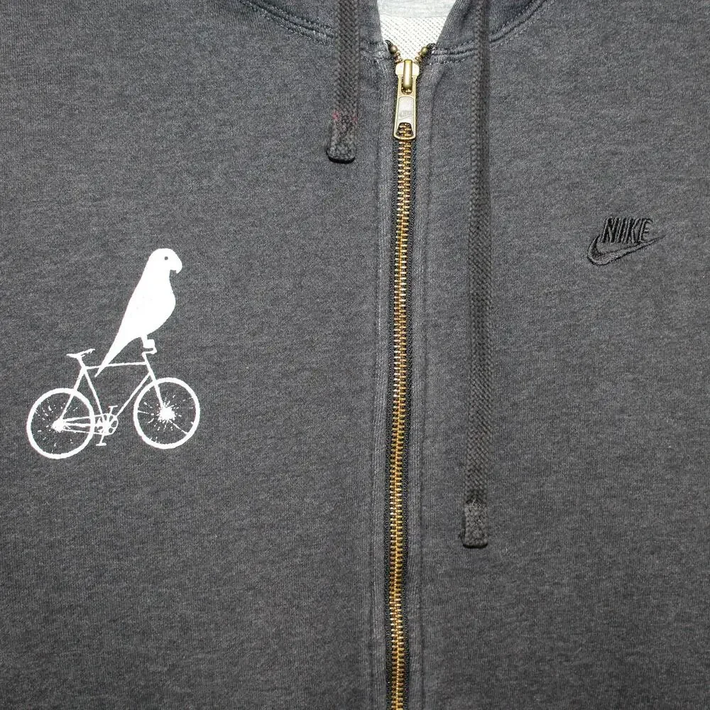 Nike sportswear sweatshirt