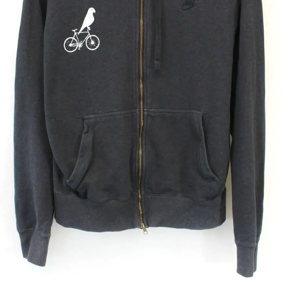 Nike sportswear sweatshirt