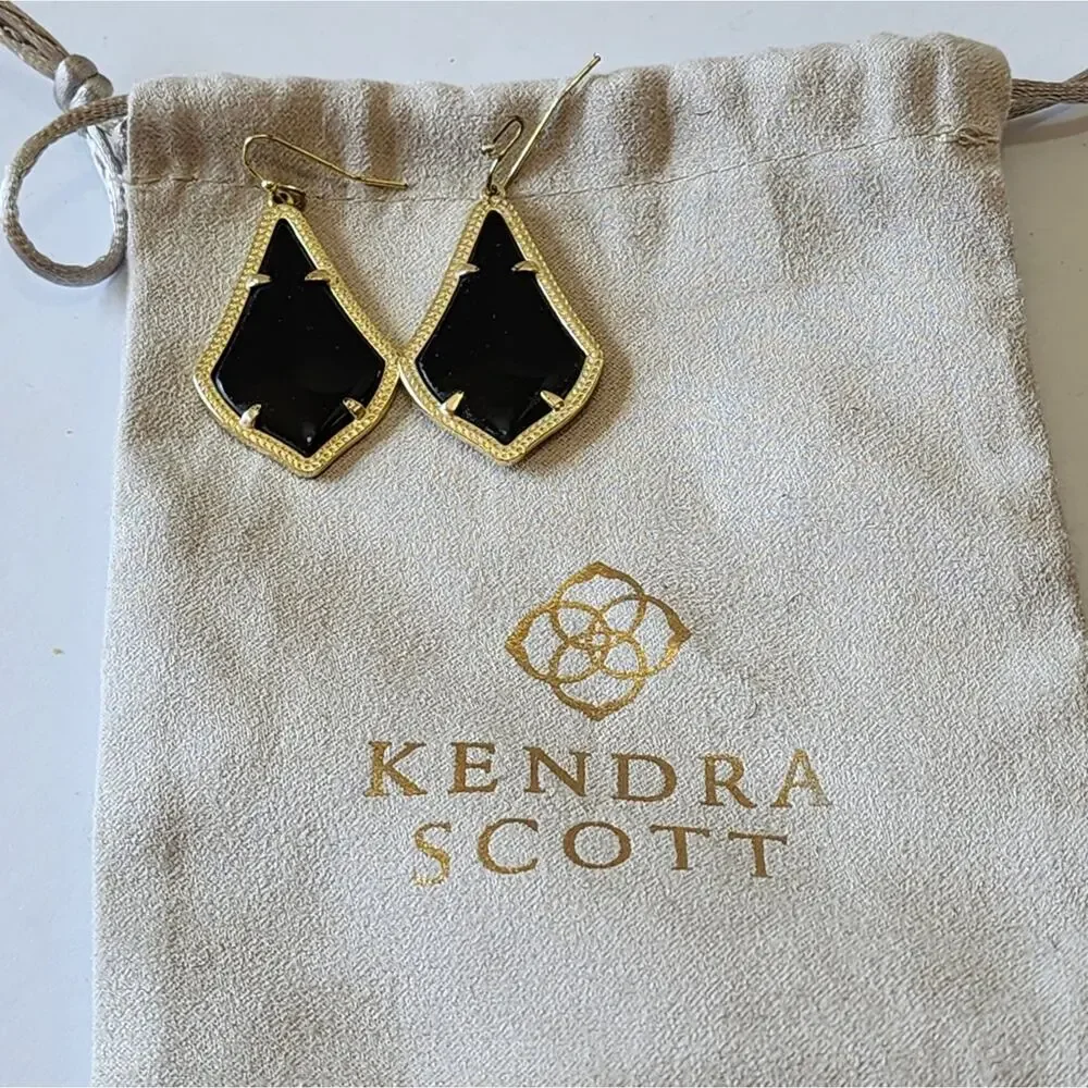Kendra Scott excellent like