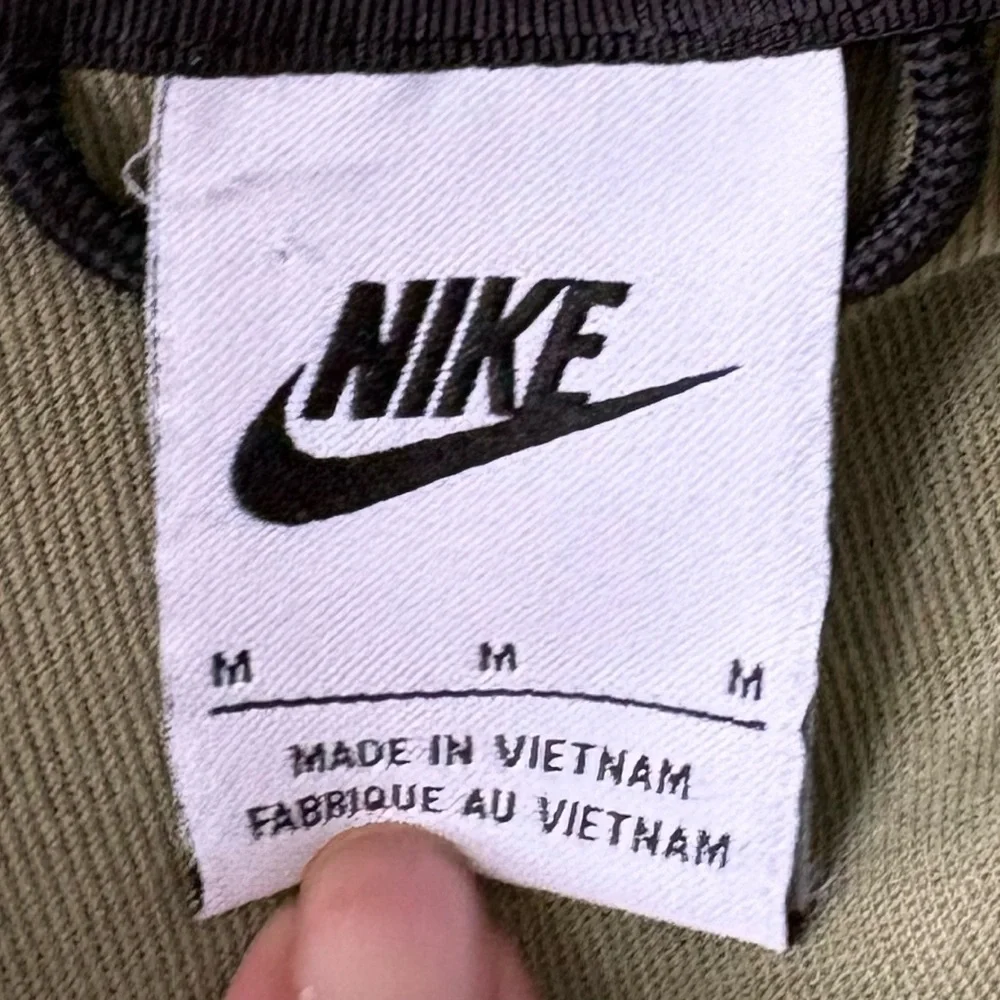 Nike women sportswear
