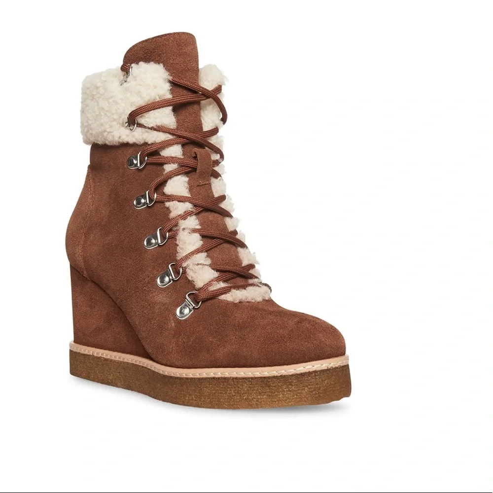 Steve Madden tap into